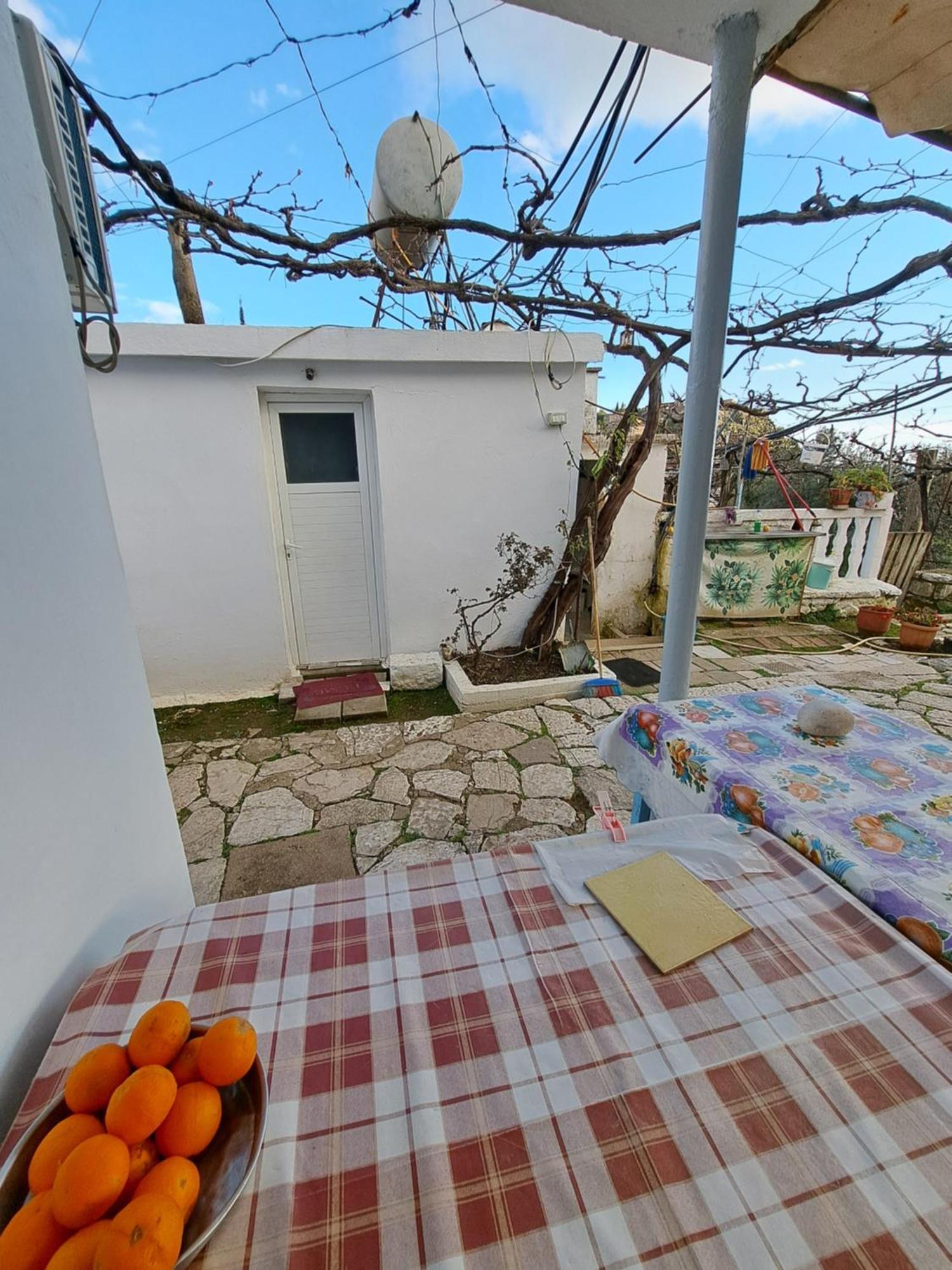The Grandfather'S Room Himare Luaran gambar
