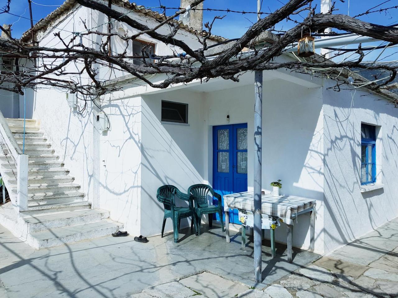 The Grandfather'S Room Himare Luaran gambar